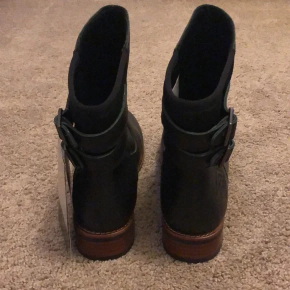 Muck Boots Liberty Ankle Waterproof Leather Boots - Picture 5 of 12